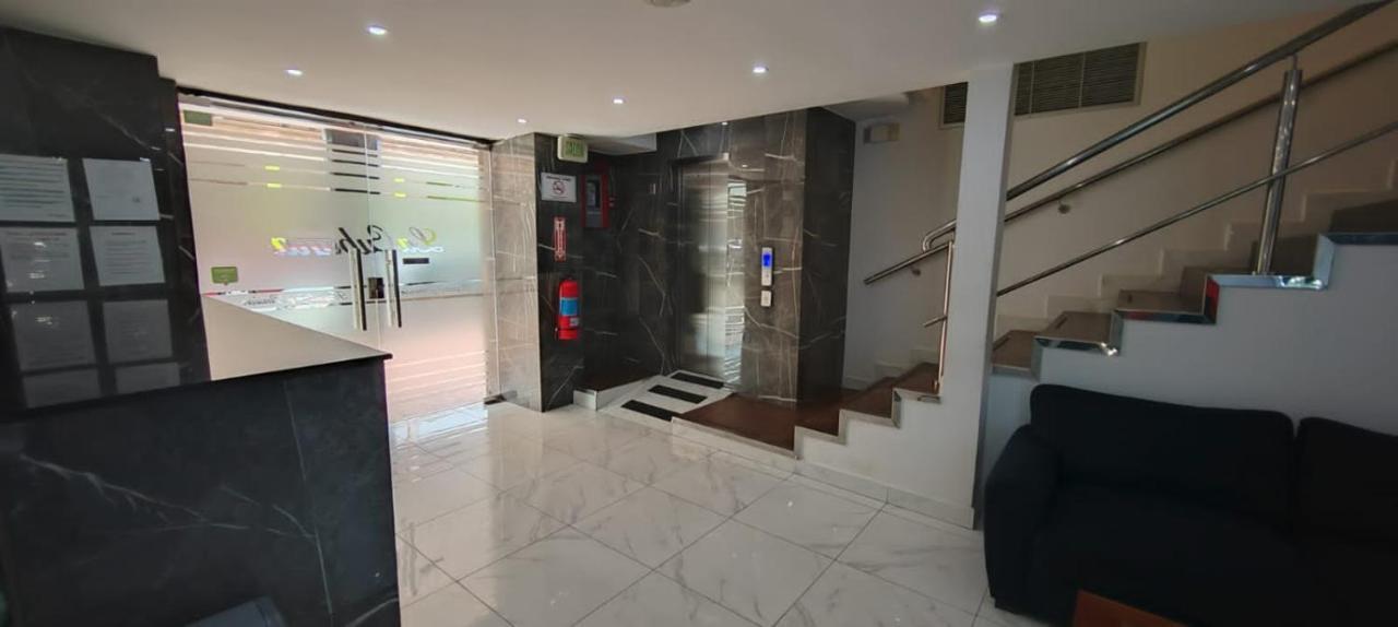 La Cubana Hotel & Suites Colon Bagian luar foto